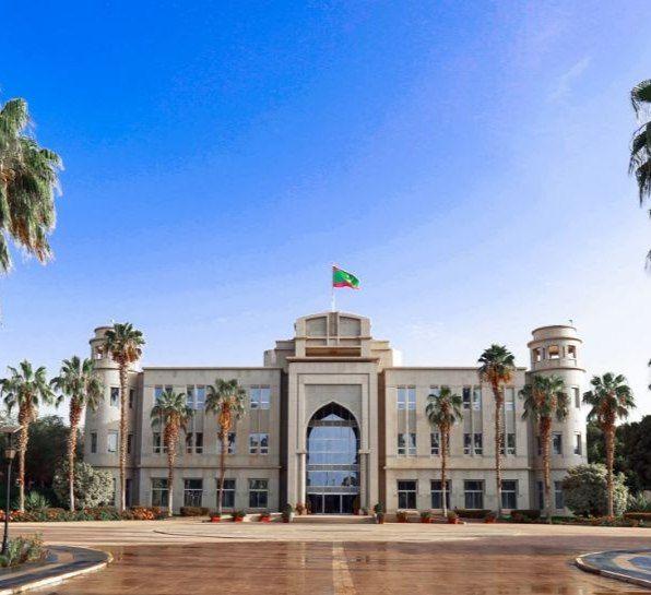 مرسوم رئاسي يقضي بتعيين رئيس وأعضاء المجلس الأعلى للفتوى والمظالم