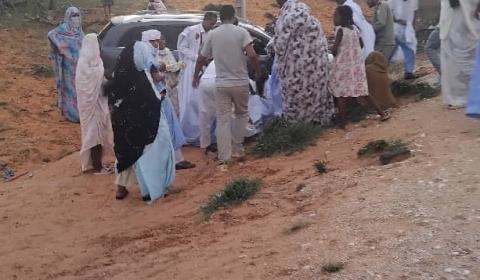 نقل سائق إلى مستشفى روصو بعد إصابته في حادث سير على طريق روصو–نواكشوط