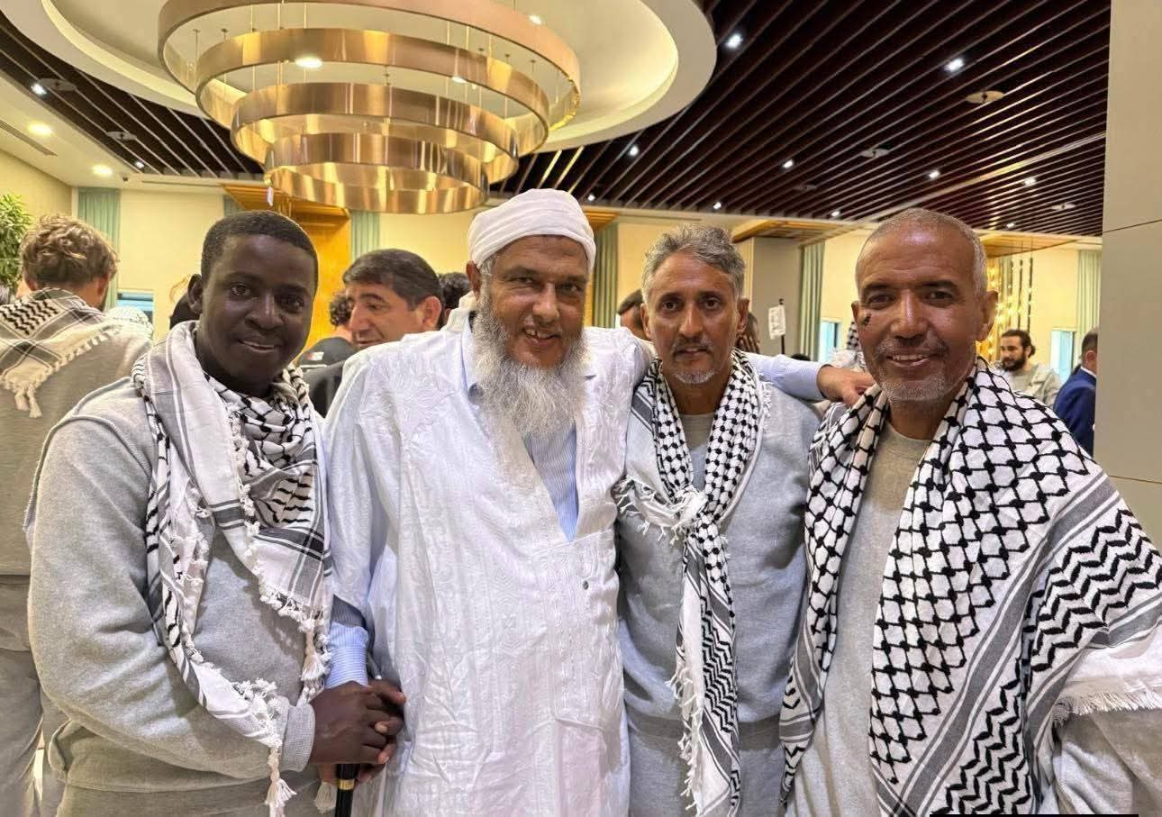 الشيخ الددو يستقبل الموريتانيين المساركين في أسطول الصمود