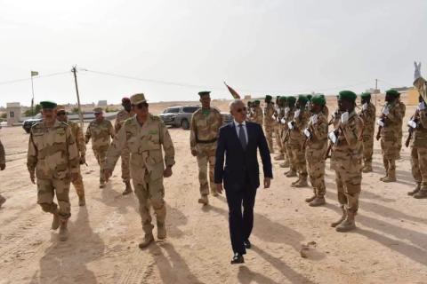 نواذيبو : وزير الدفاع يزور المنطقة العسكرية الأولى