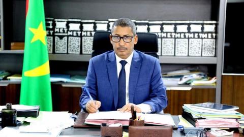 وزير النقل يعلن قرب إطلاق رقمنة رخص السياقة ولوحات ترقيم السيارات